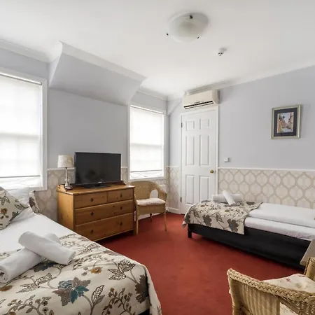 American House Pulawska