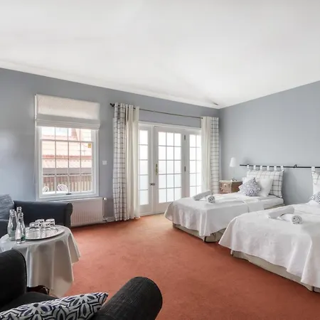American House Pulawska Apartment